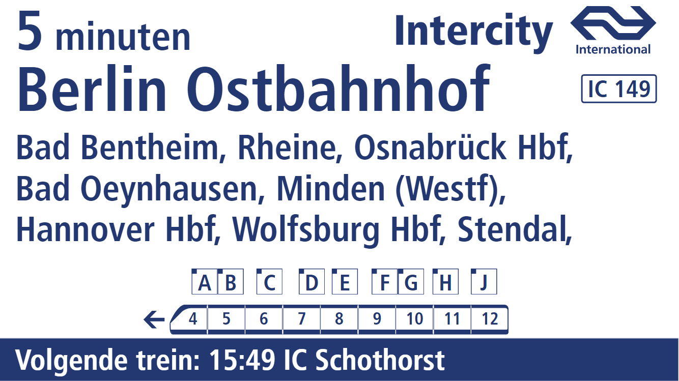 Perronbord: Intercity naar Berlin Ostbahnhof vertrekt over 5 minuten. Via o.a. Bad Bentheim en Hannover. Rijtuigen A–J staan bij spoorvakken 4–12. Volgende trein: 15:49 naar Schothorst. Treinnummer: IC 149.